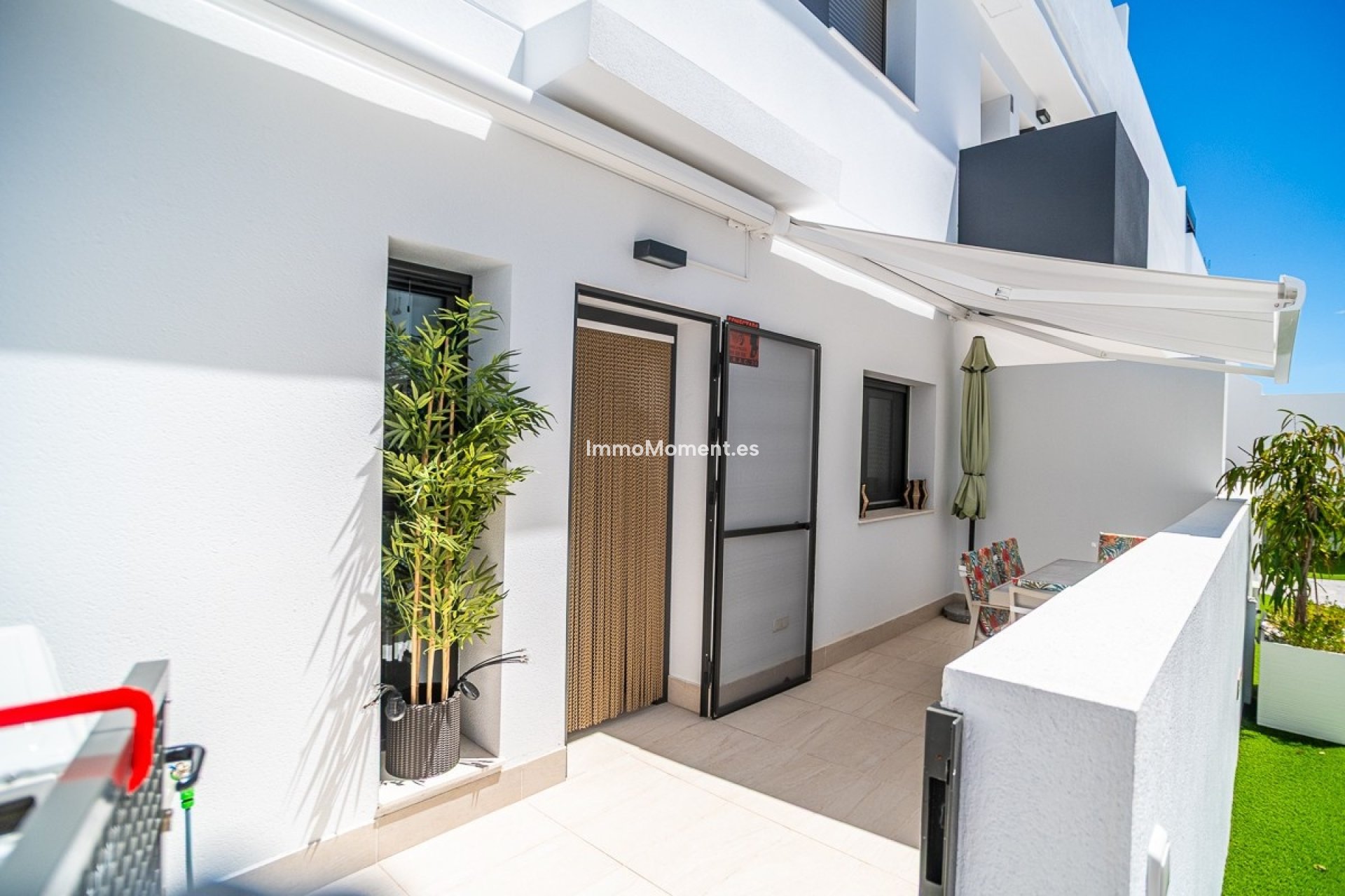 Resale - Apartment - Torrevieja - Torrevieja Centro