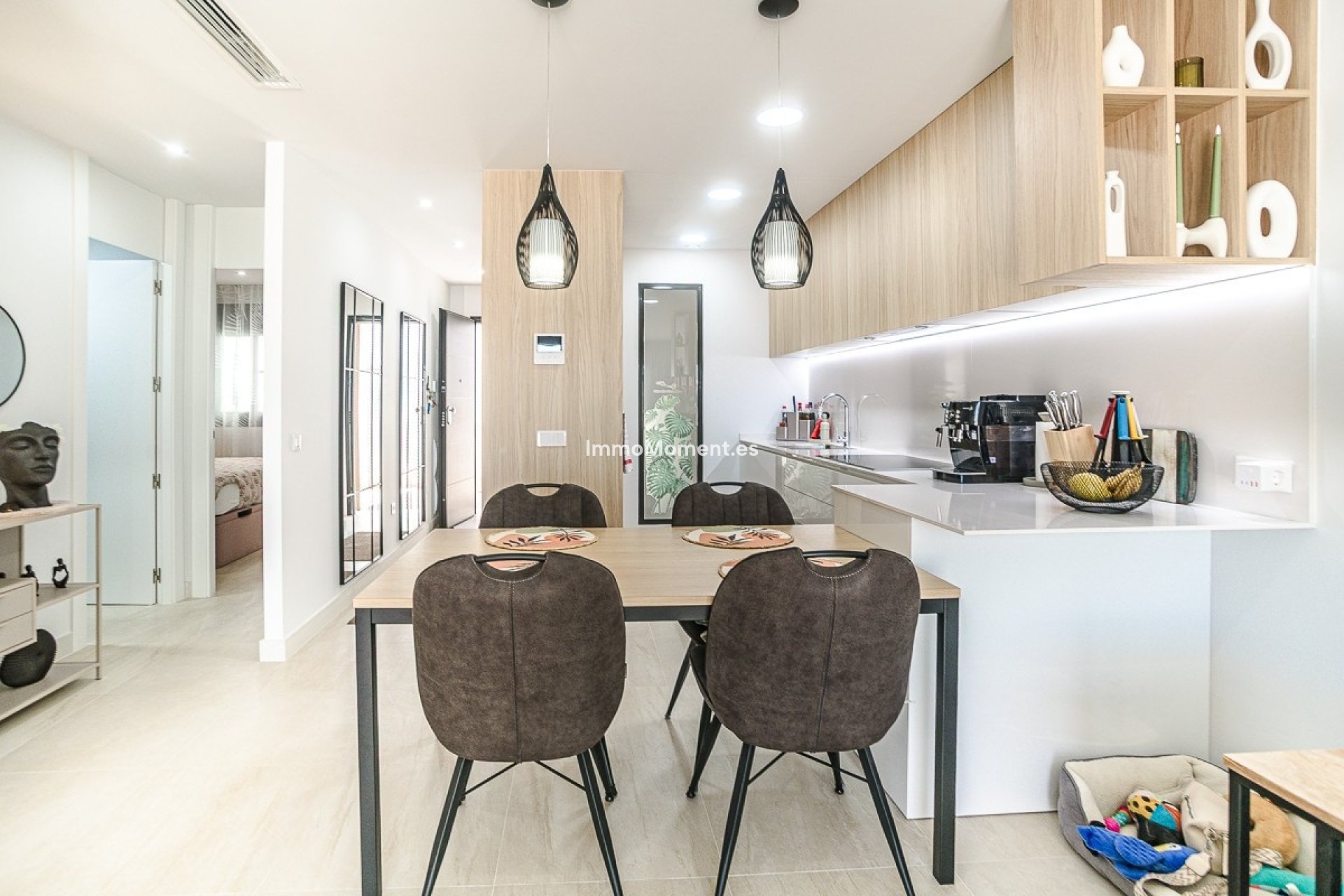 Resale - Apartment - Torrevieja - Torrevieja Centro