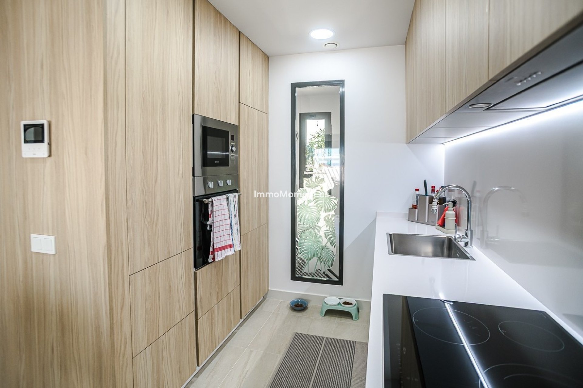 Resale - Apartment - Torrevieja - Torrevieja Centro