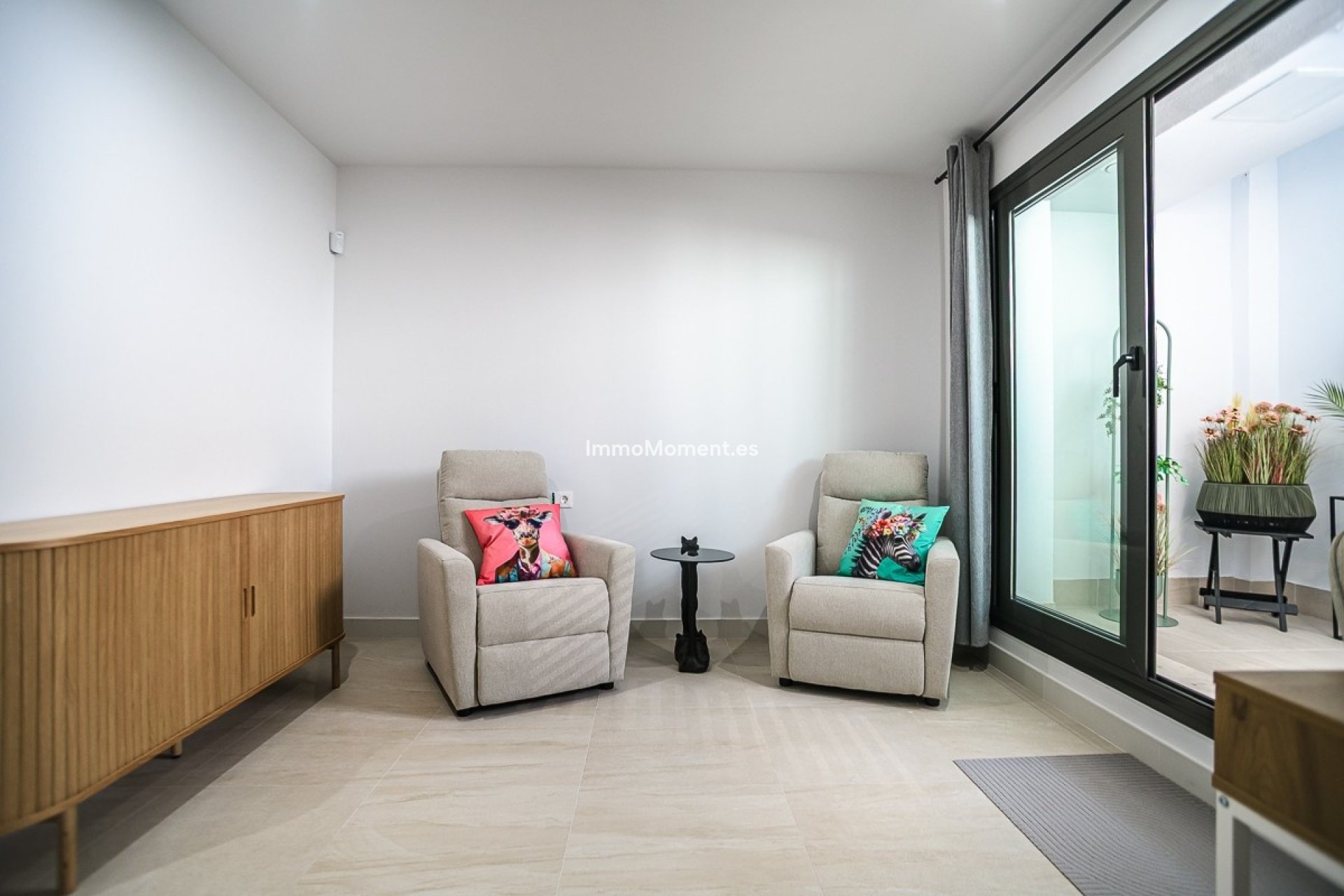 Resale - Apartment - Torrevieja - Torrevieja Centro