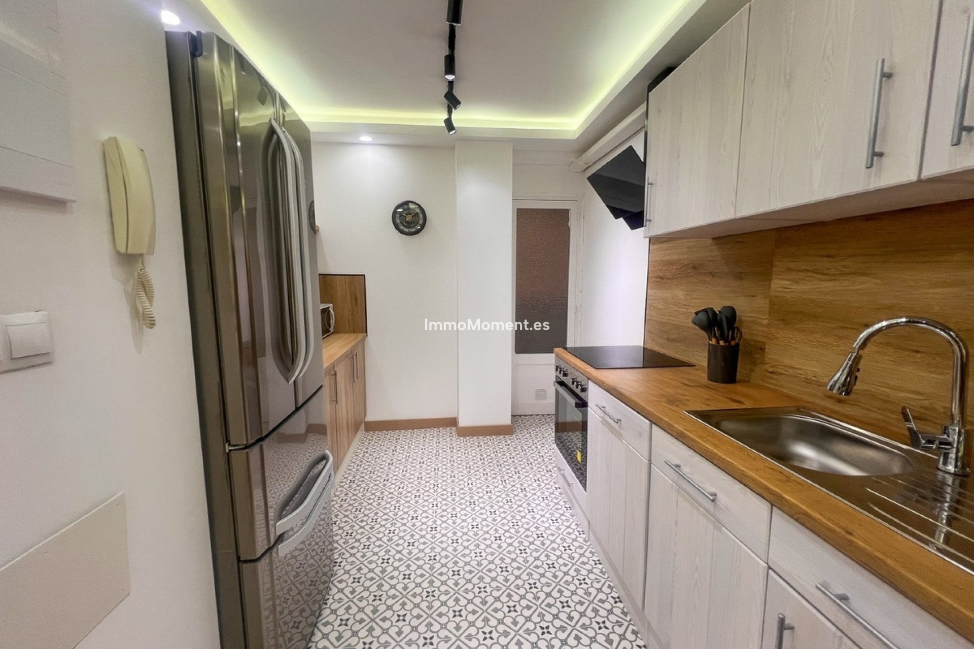 Resale - Apartment - Torrevieja - Torrevieja Centro