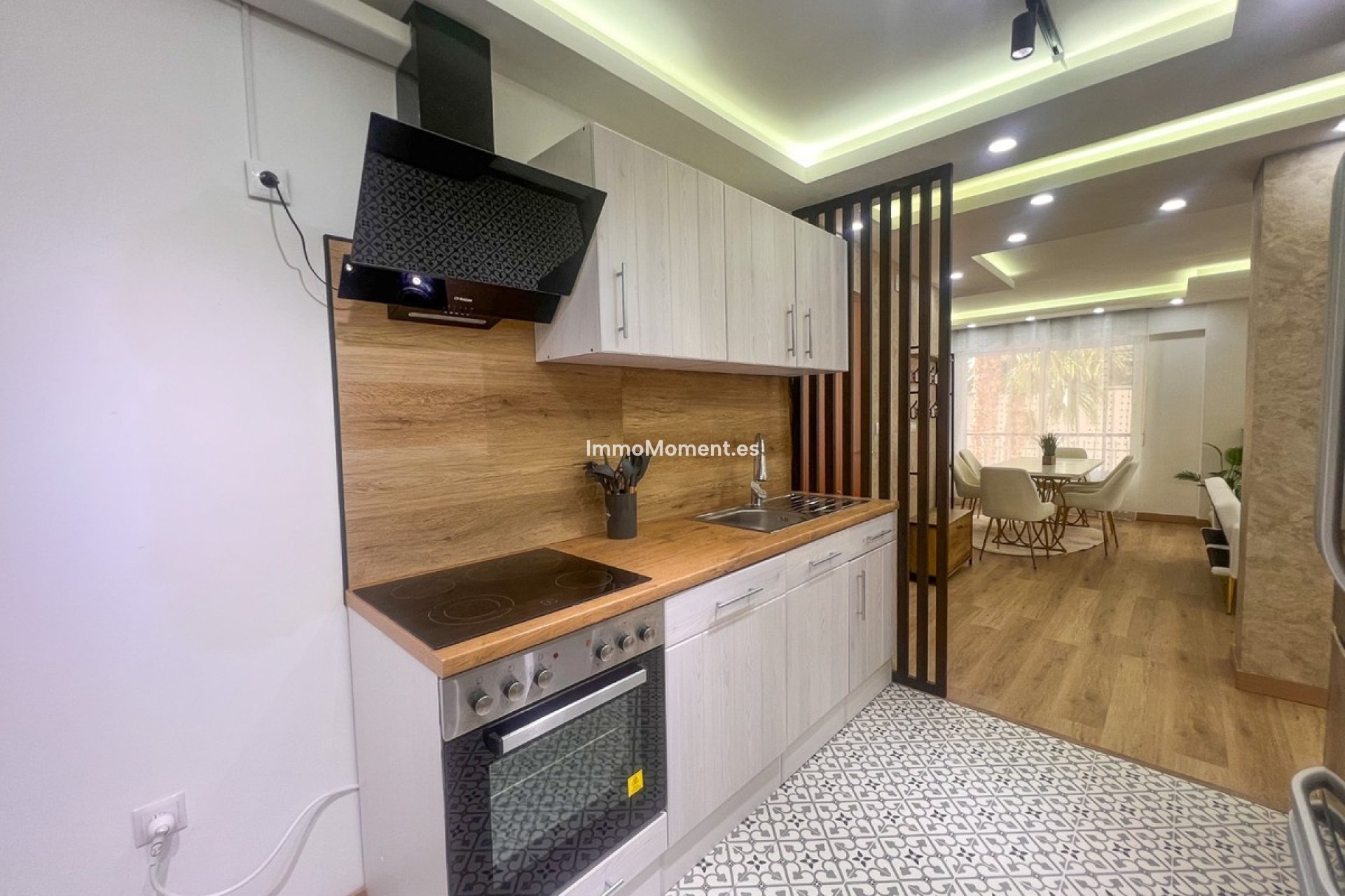 Resale - Apartment - Torrevieja - Torrevieja Centro