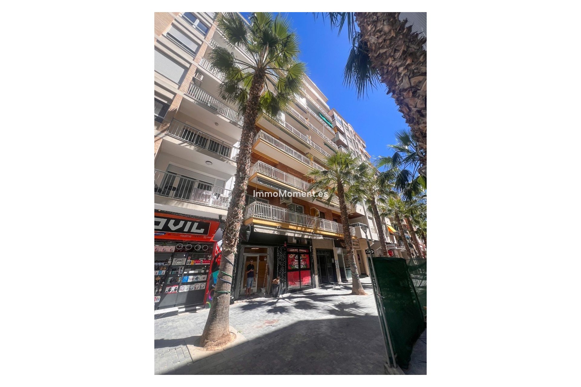 Resale - Apartment - Torrevieja - Torrevieja Centro
