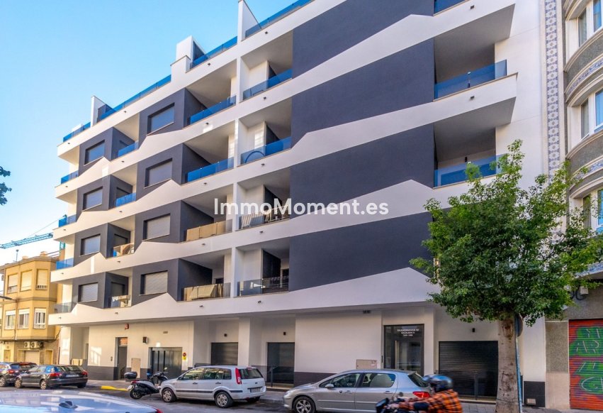 Resale - Apartment - Torrevieja - Torrevieja Centro