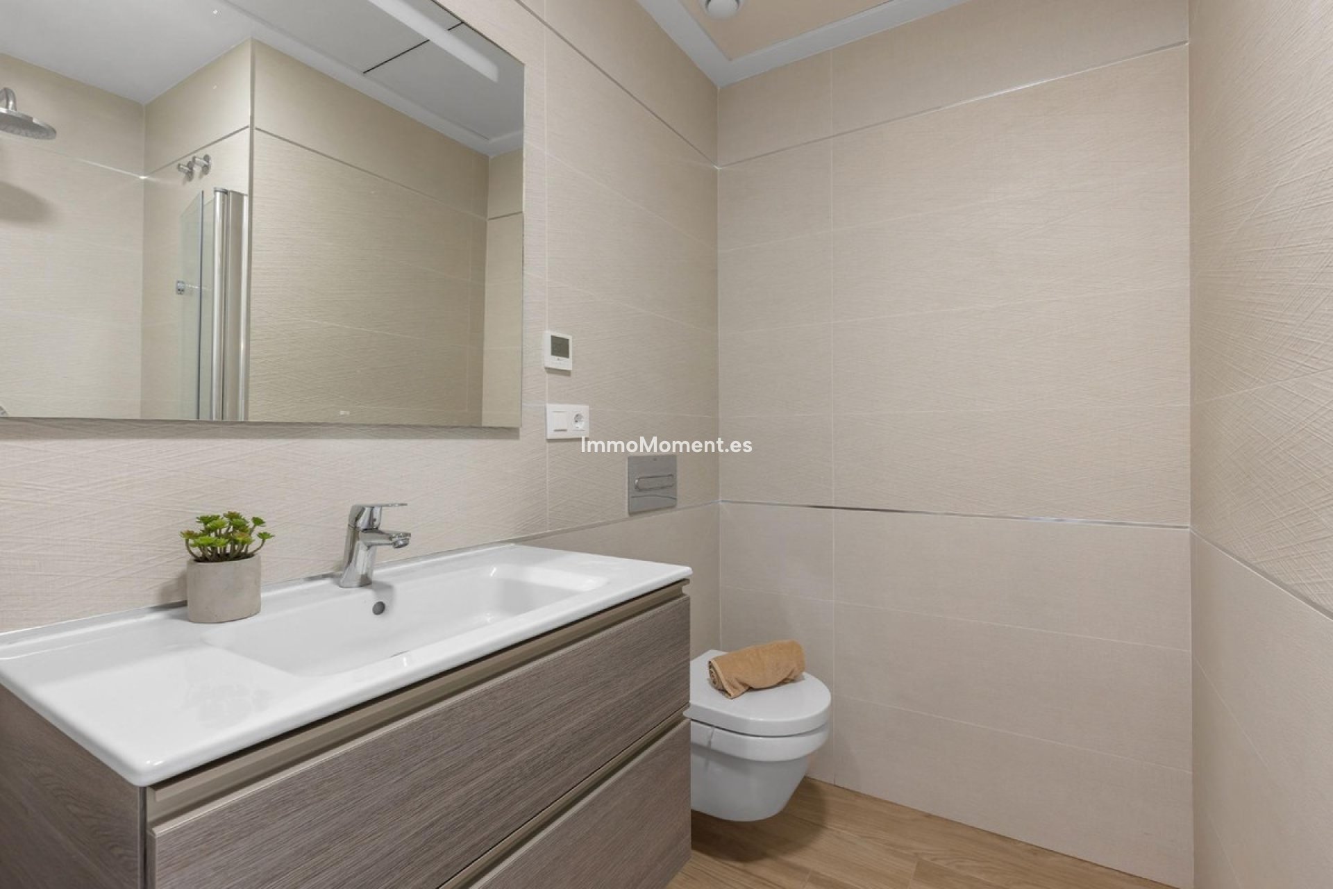 Resale - Apartment - Torrevieja - Torrevieja Centro