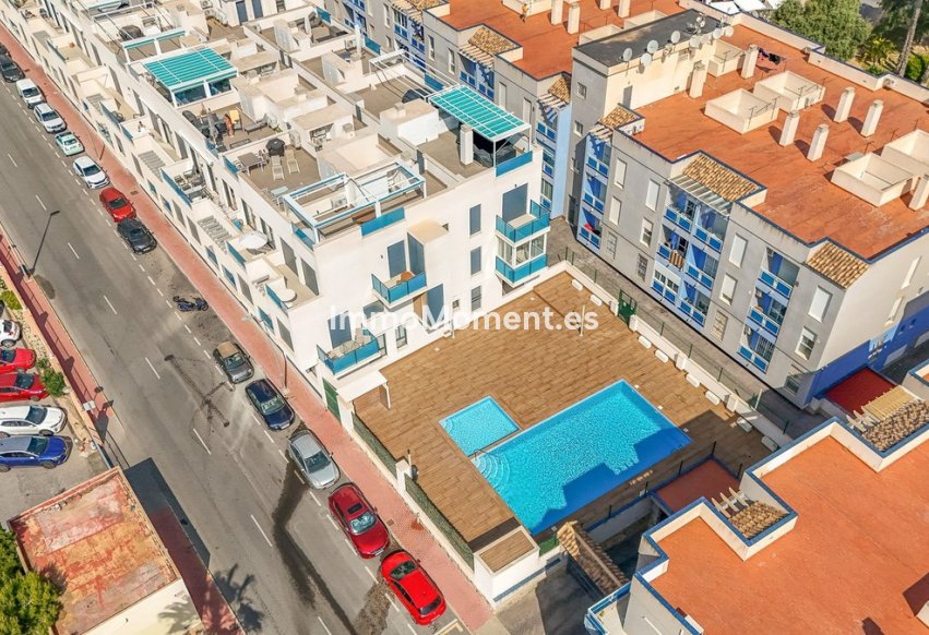 Resale - Apartment - Torrevieja - Torrevieja Centro