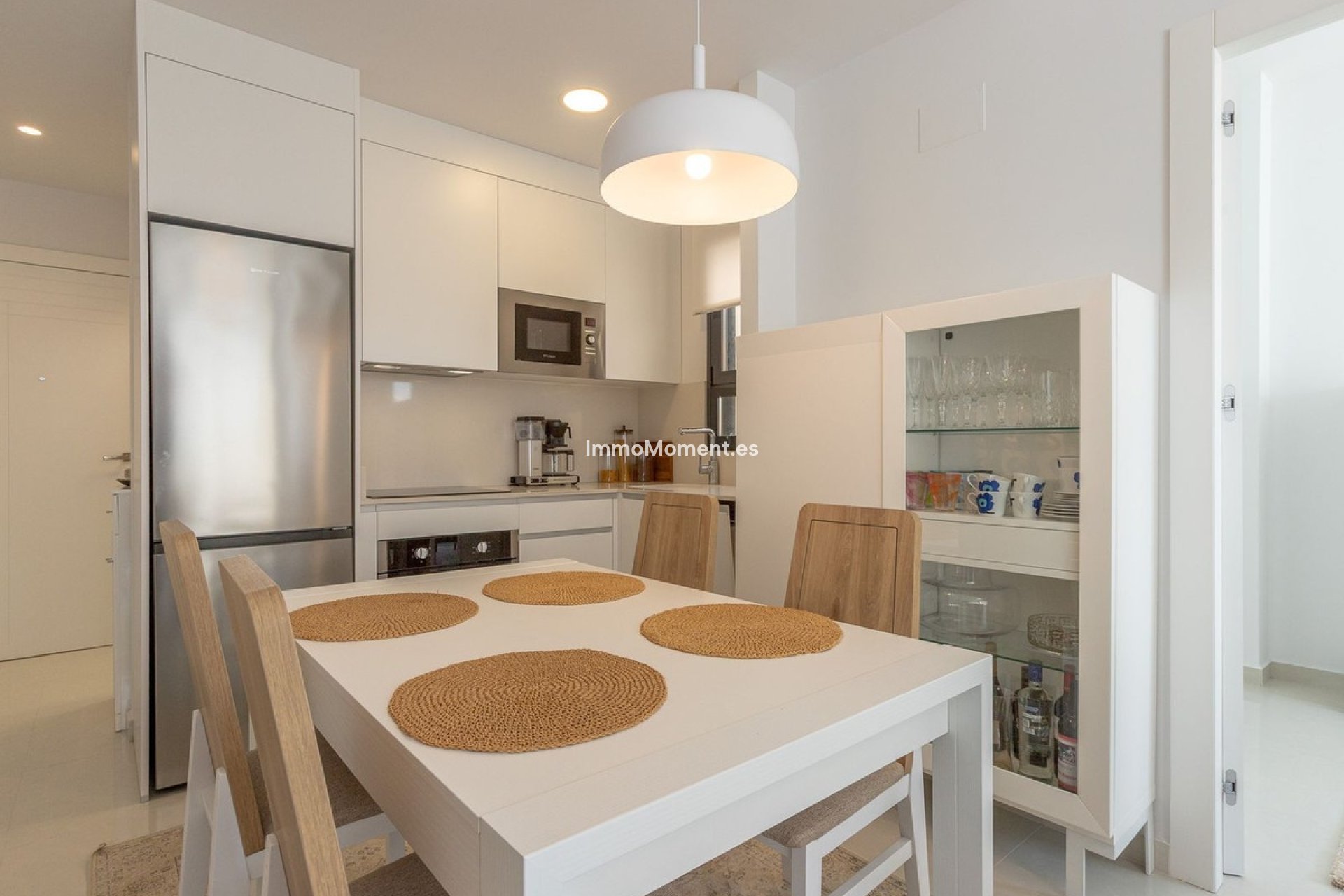 Resale - Apartment - Torrevieja - Torrevieja Centro