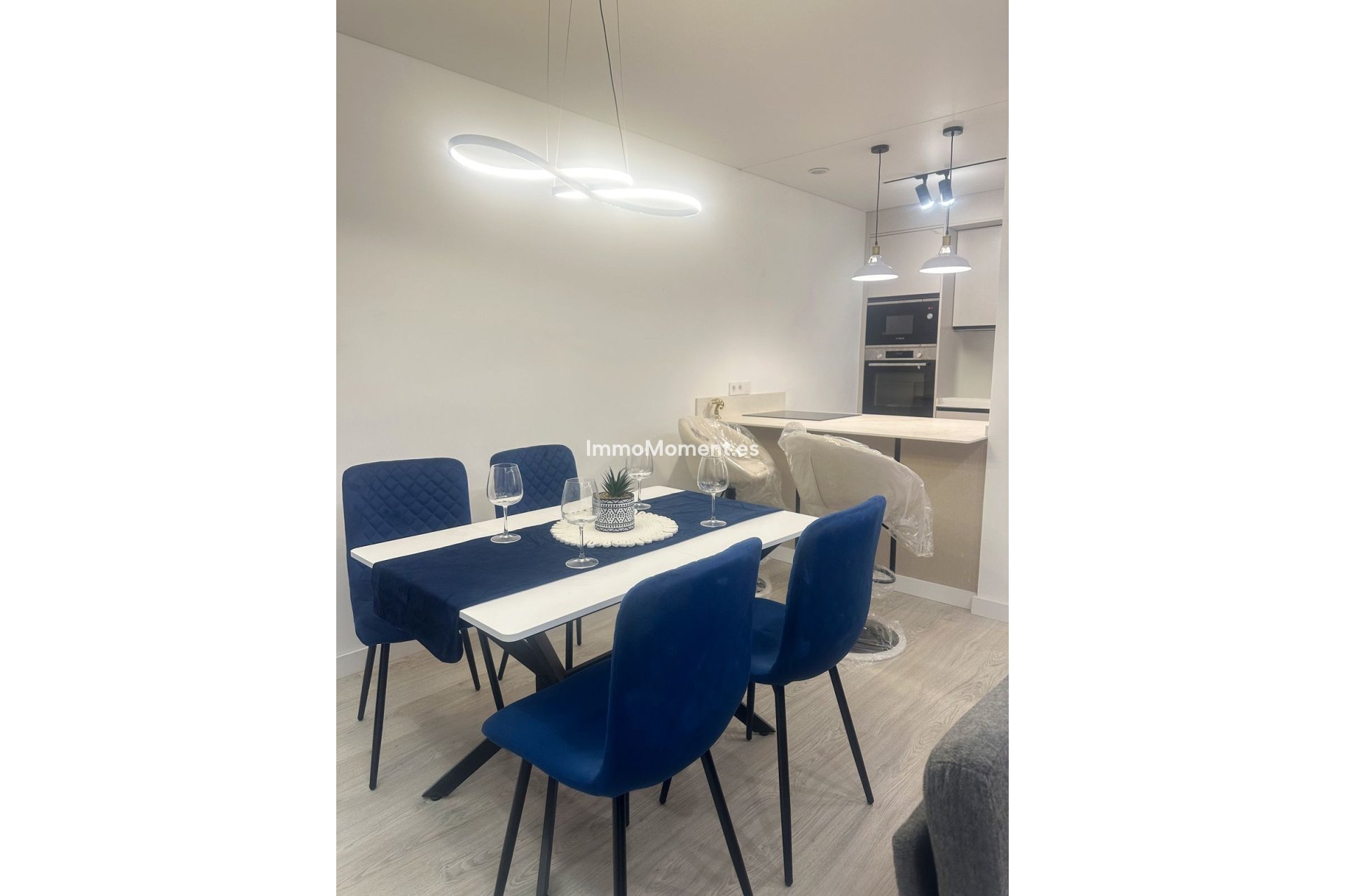 Resale - Apartment - Torrevieja - Torrevieja Centro