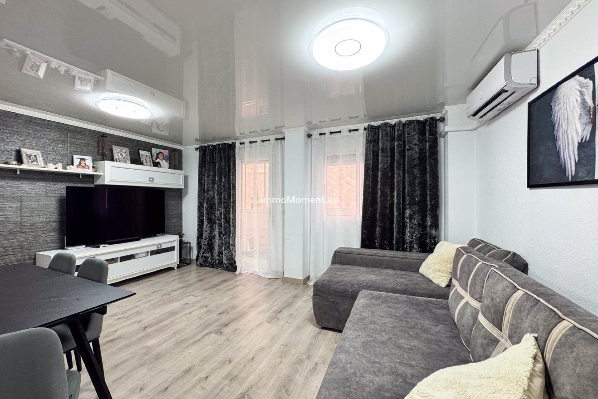 Resale - Apartment - Torrevieja - Torrevieja Centro