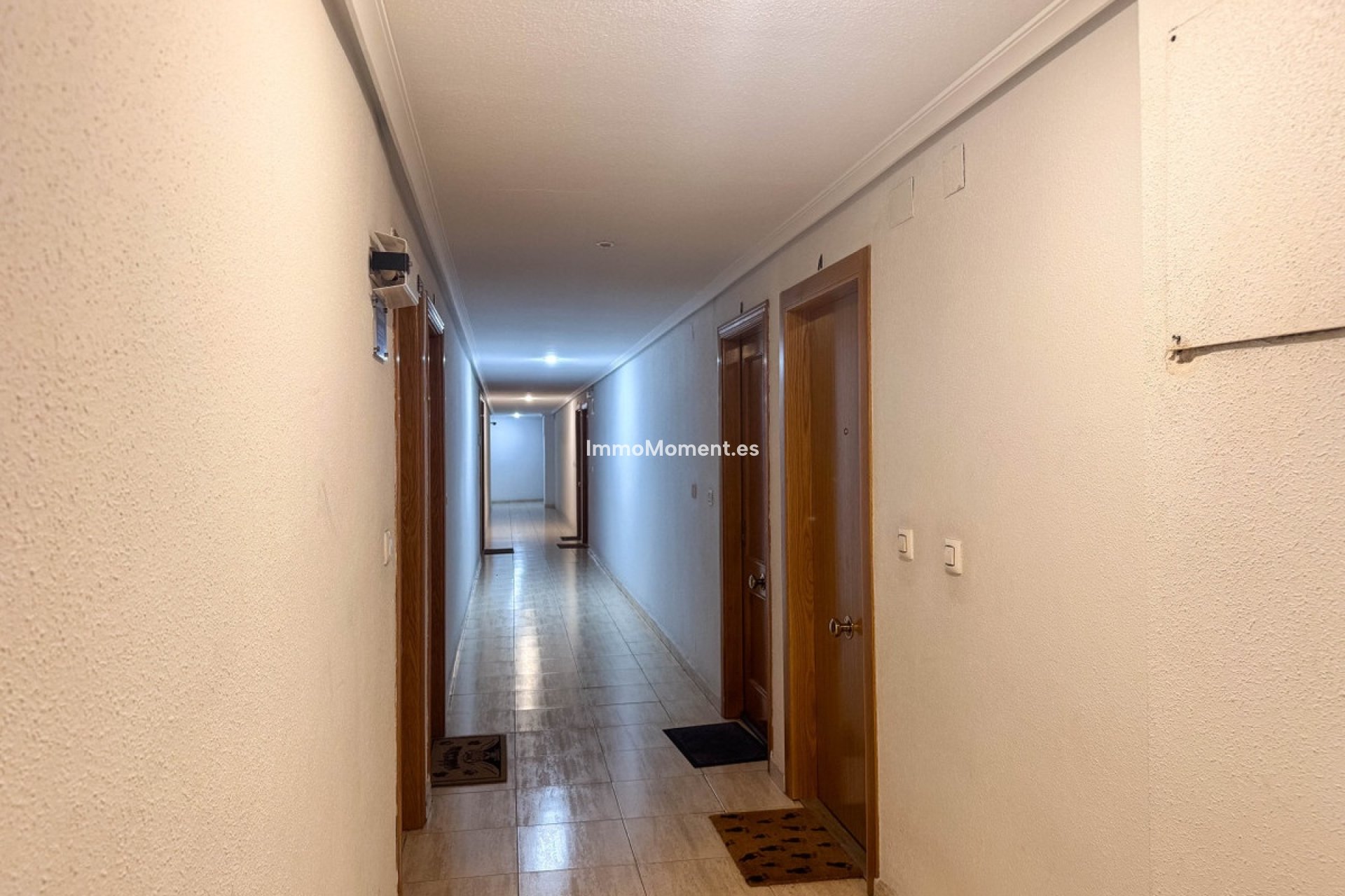 Resale - Apartment - Torrevieja - Torrevieja Centro