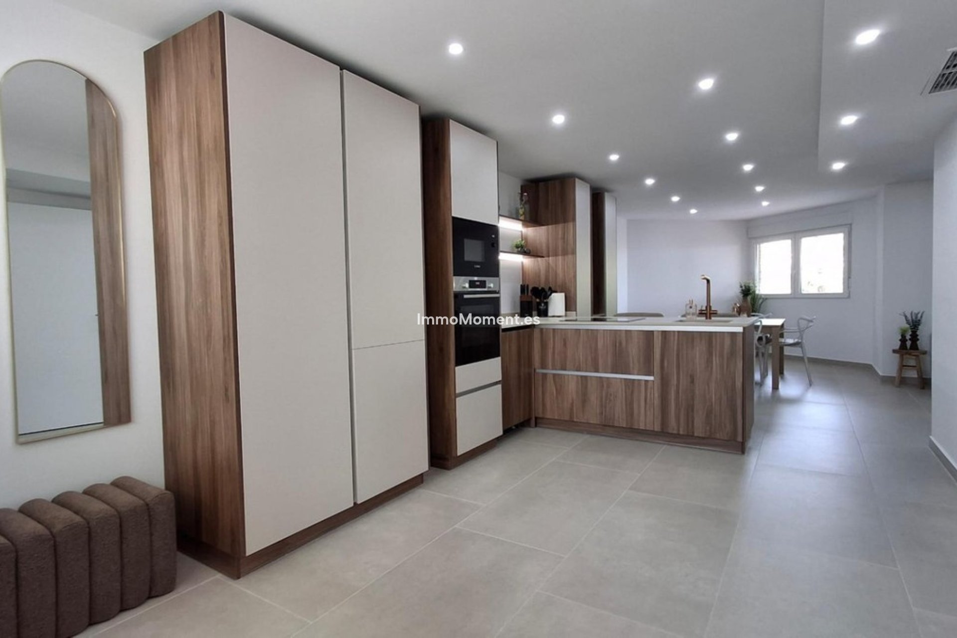 Resale - Apartment - Torrevieja - Torrevieja Centro