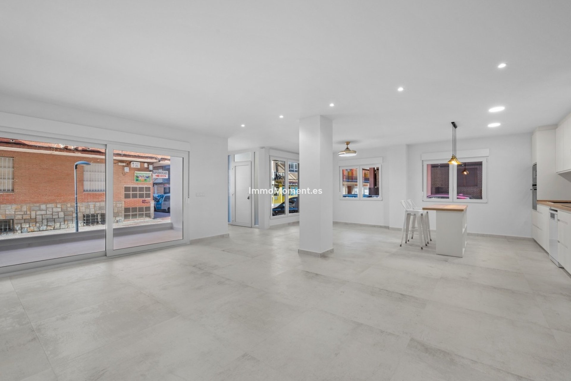 Resale - Apartment - Torrevieja - Torrevieja Centro