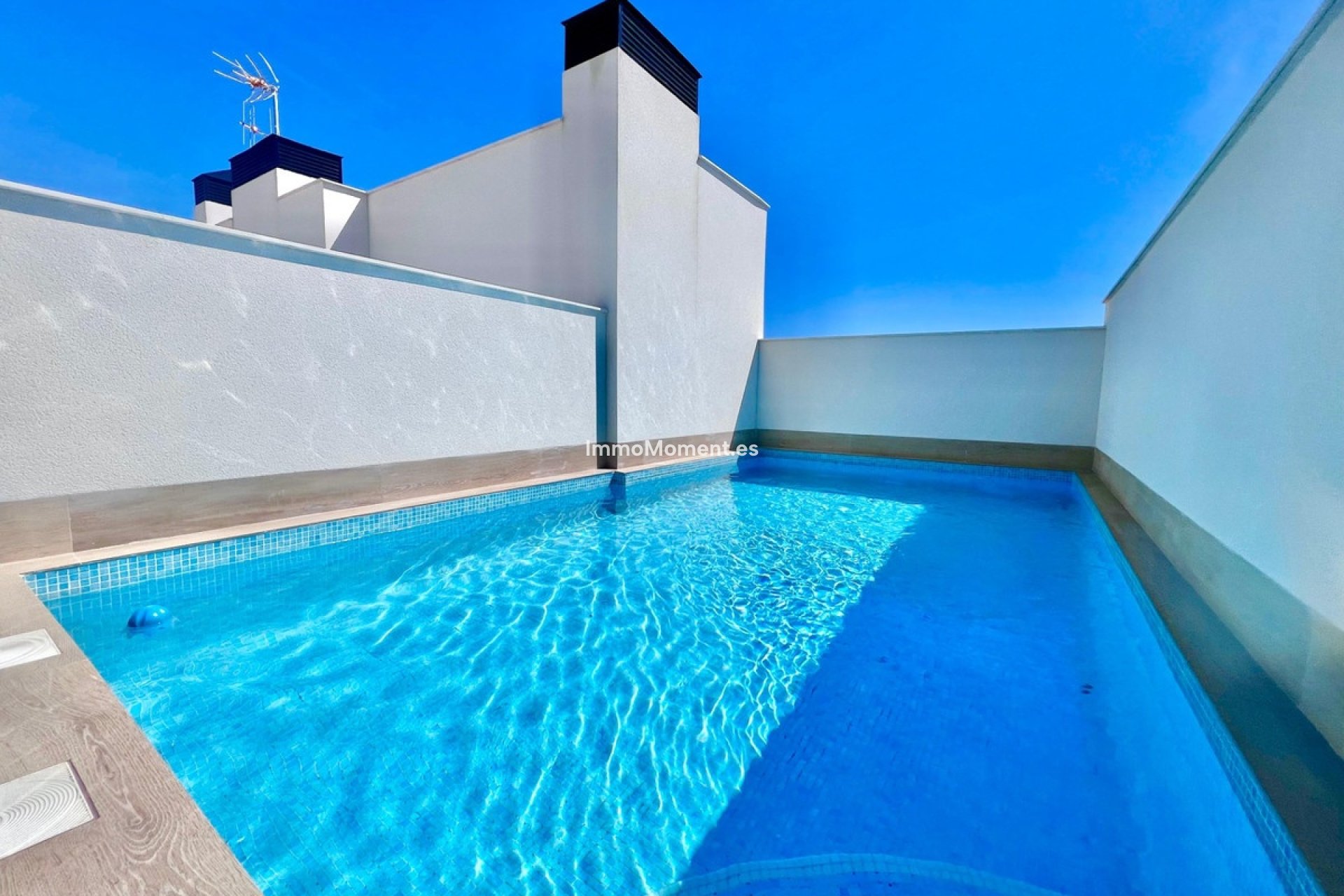 Resale - Apartment - Torrevieja - Torrevieja Centro