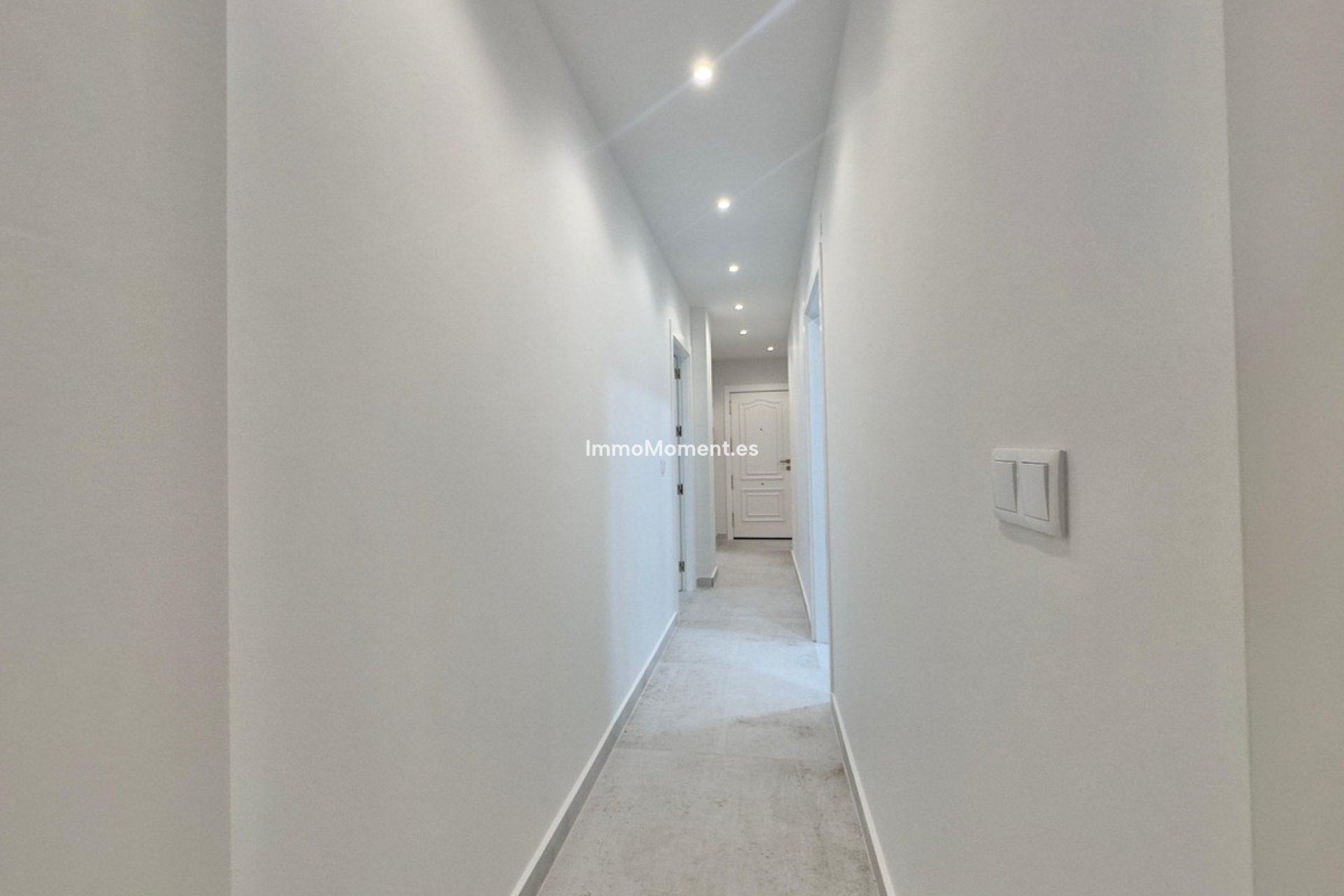Resale - Apartment - Torrevieja - Torrevieja Centro