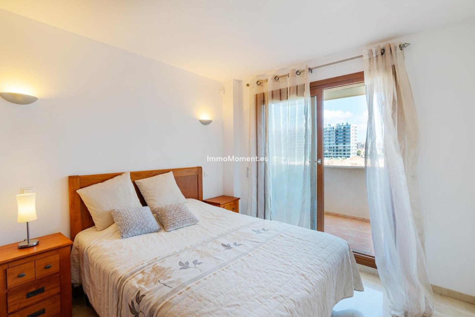 Resale - Apartment - Torrevieja - Torrevieja Centro