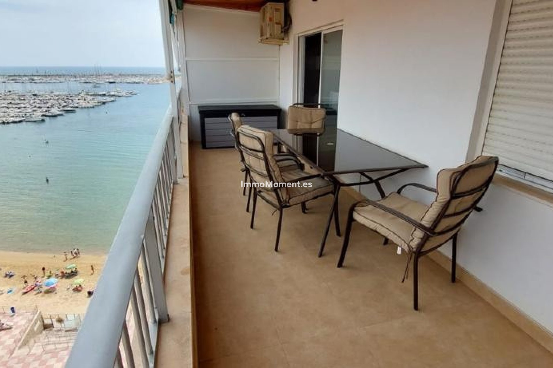 Resale - Apartment - Torrevieja - Torrevieja Centro