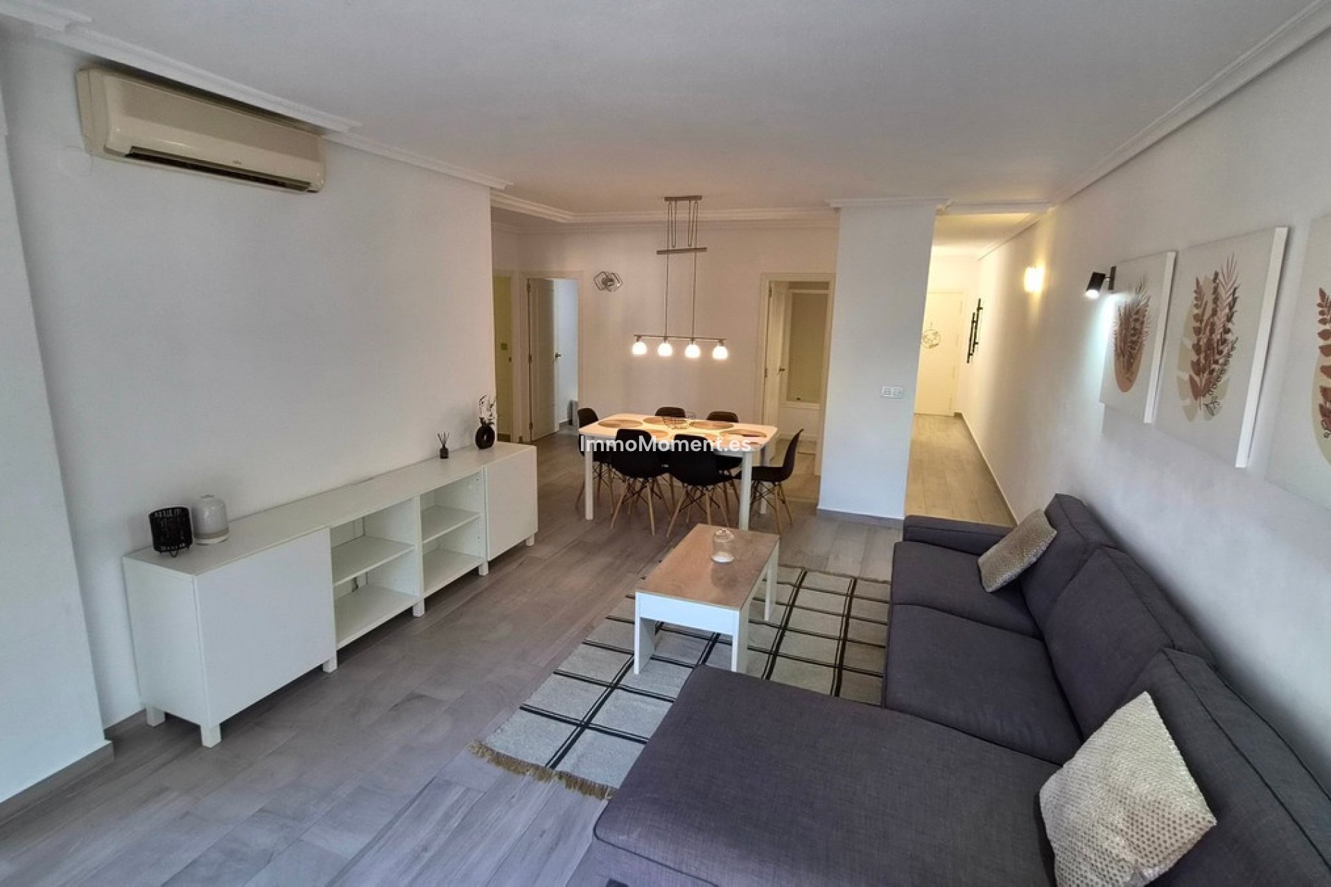 Resale - Apartment - Torrevieja - Torrevieja Centro