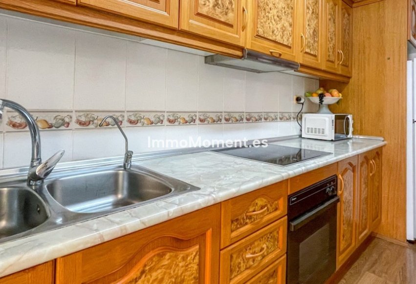 Resale - Apartment - Torrevieja - Torrevieja Centro