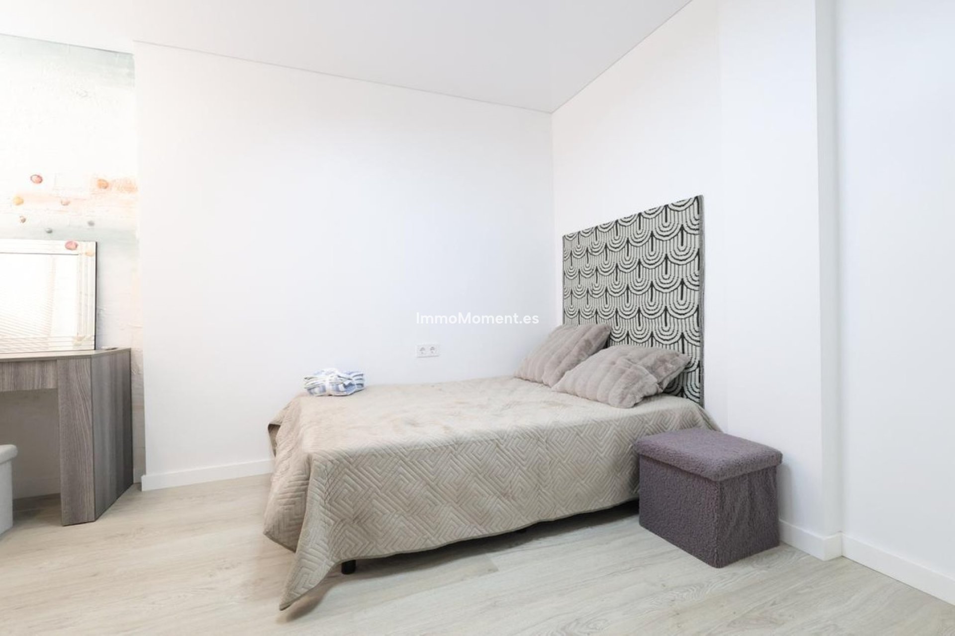 Resale - Apartment - Torrevieja - Torrevieja Centro