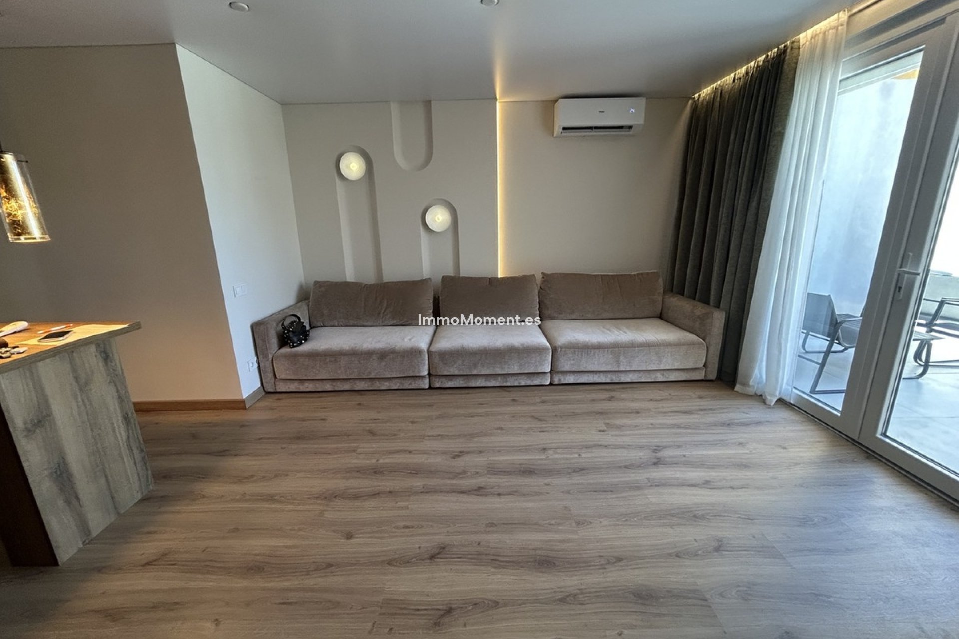 Resale - Apartment - Torrevieja - Torrevieja Centro
