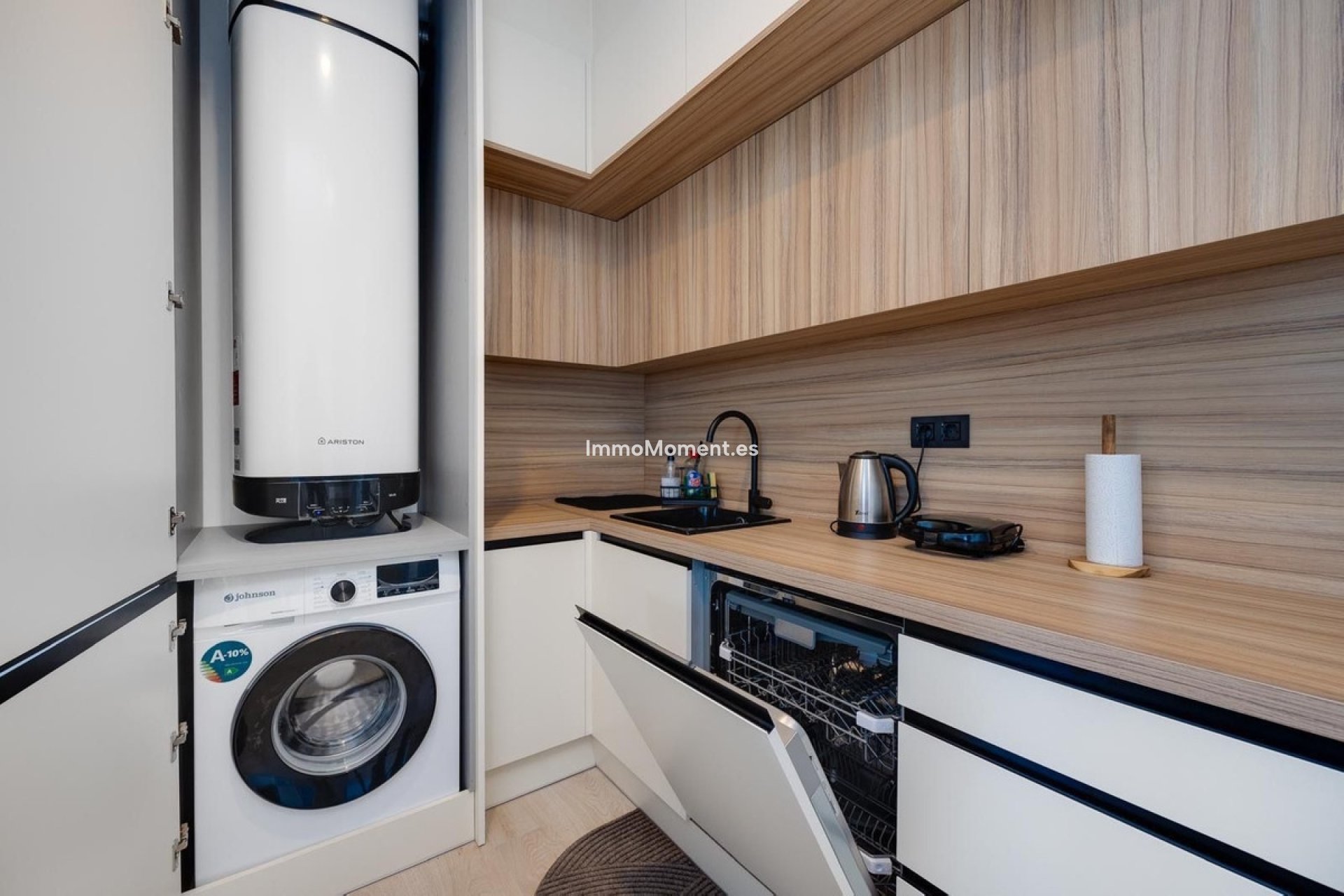 Resale - Apartment - Torrevieja - Torrevieja Centro