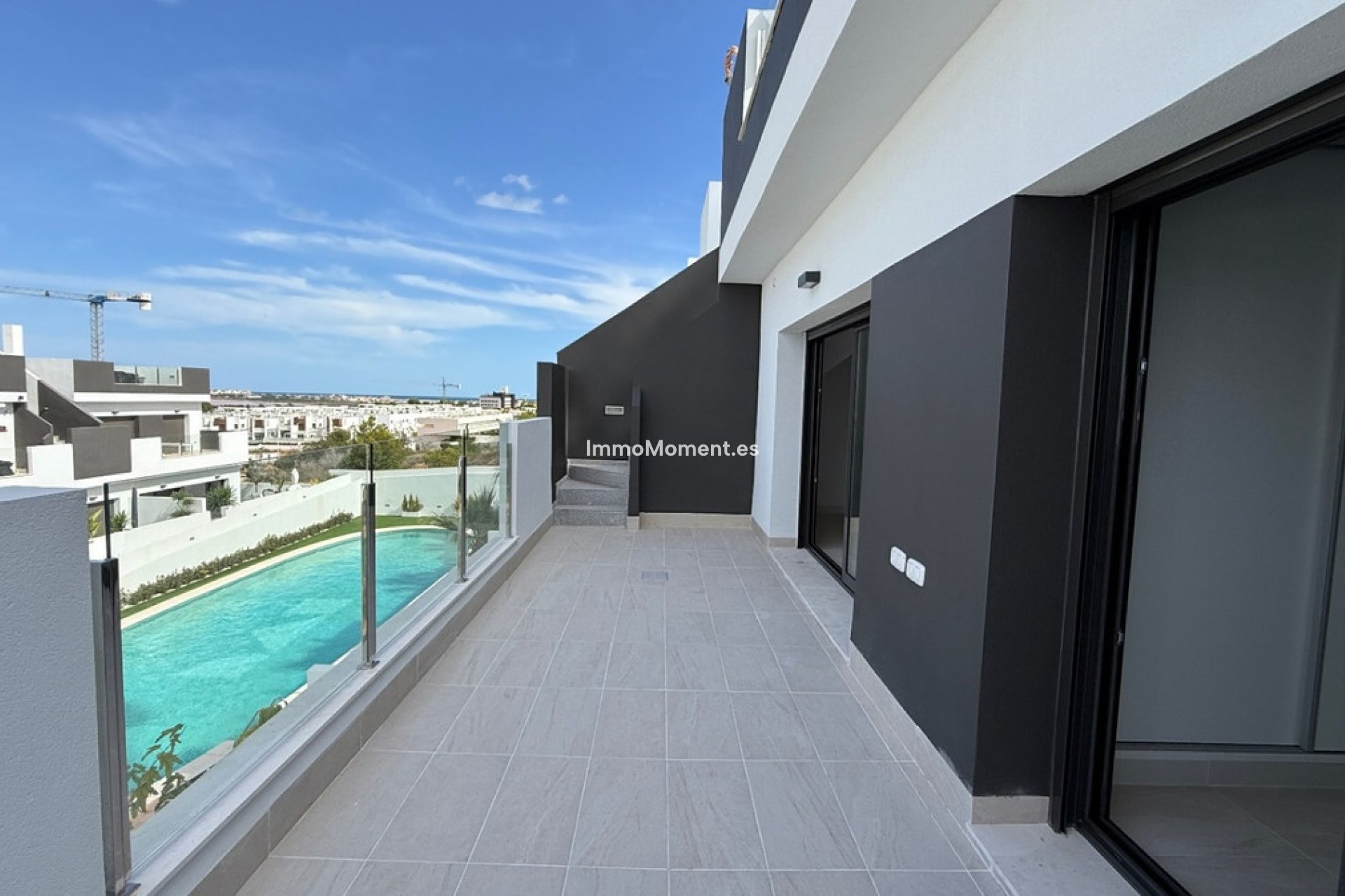 Resale - Apartment - Torrevieja - Torrevieja Centro
