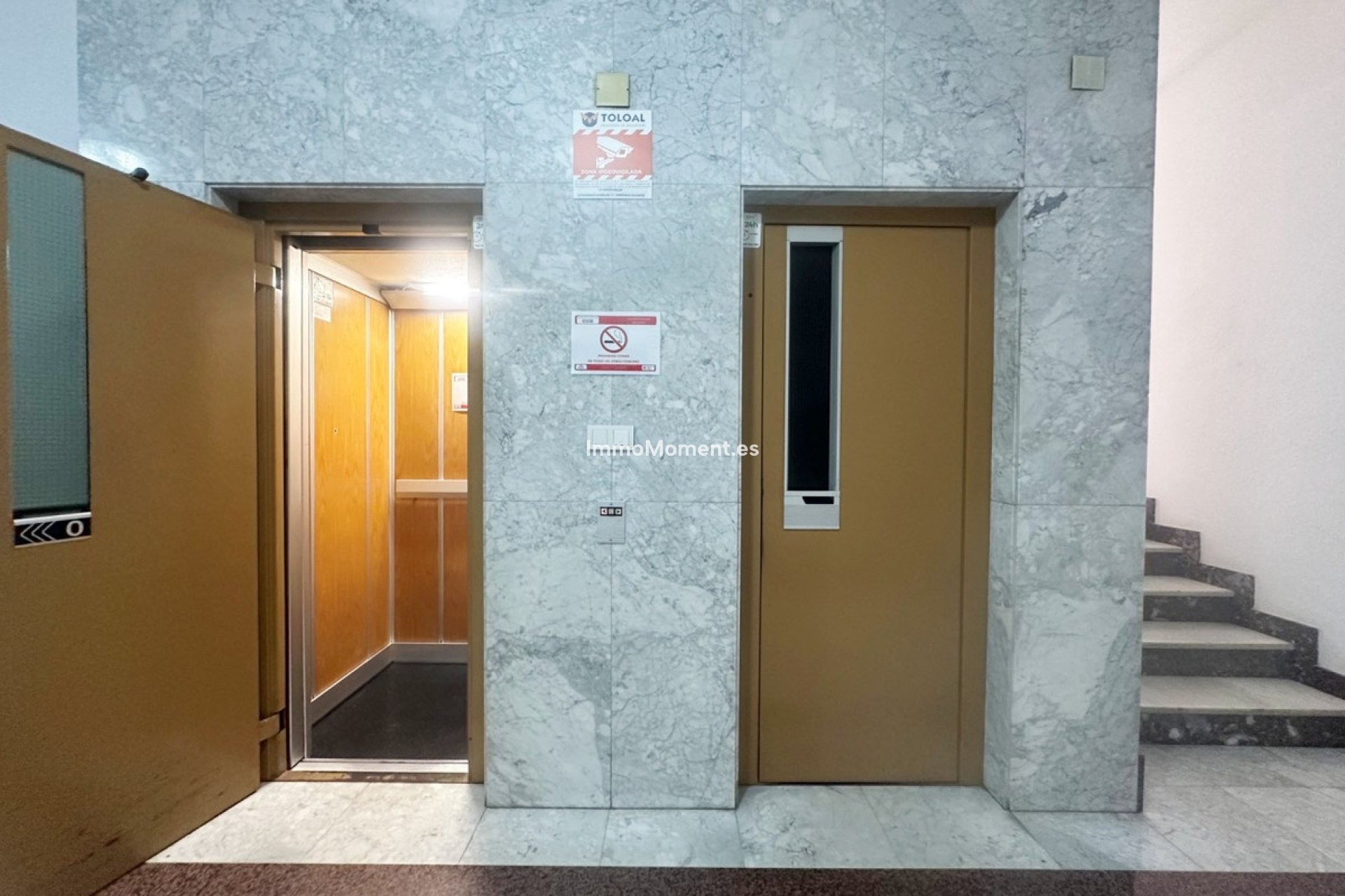 Resale - Apartment - Torrevieja - Torrevieja Centro