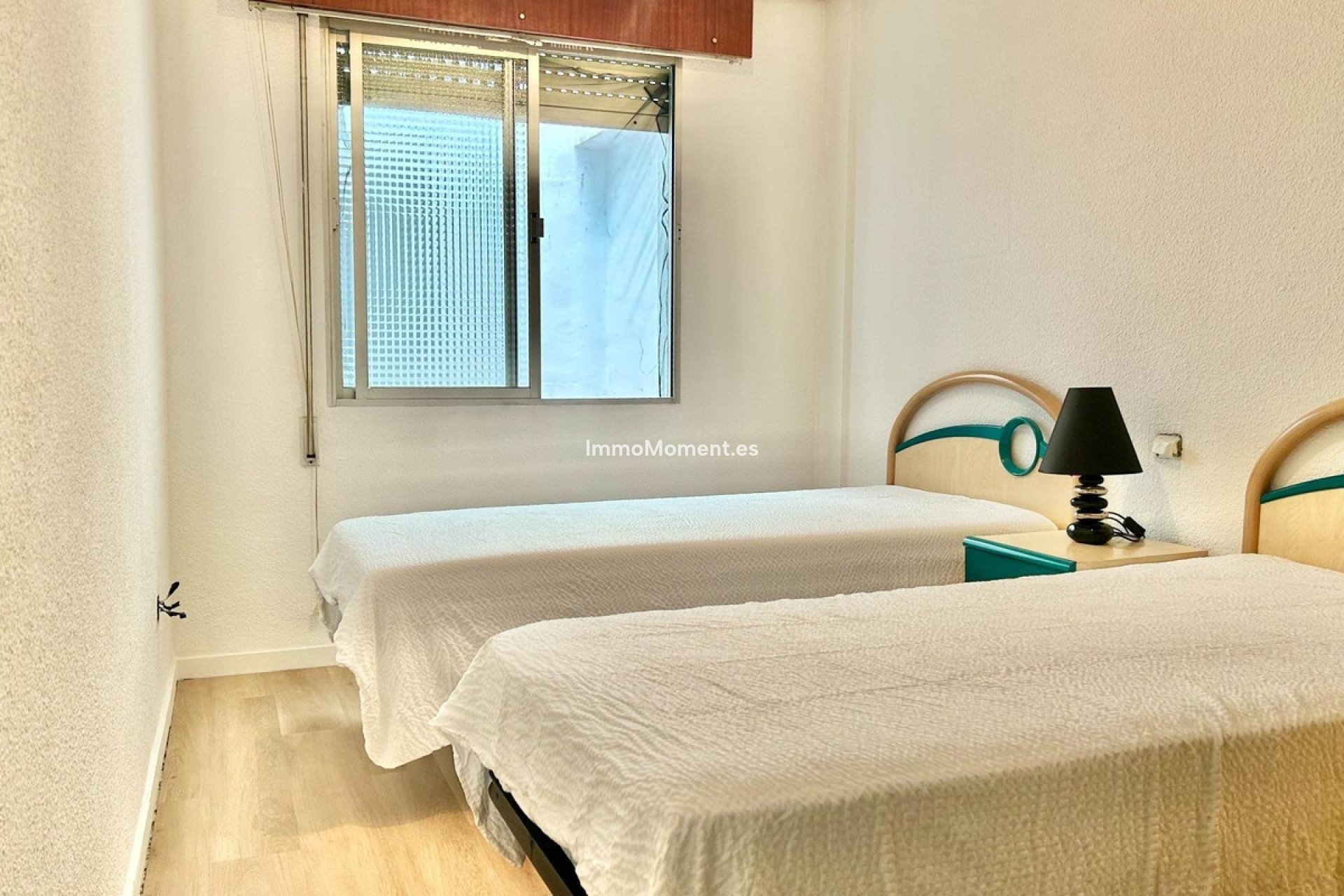 Resale - Apartment - Torrevieja - Torrevieja Centro