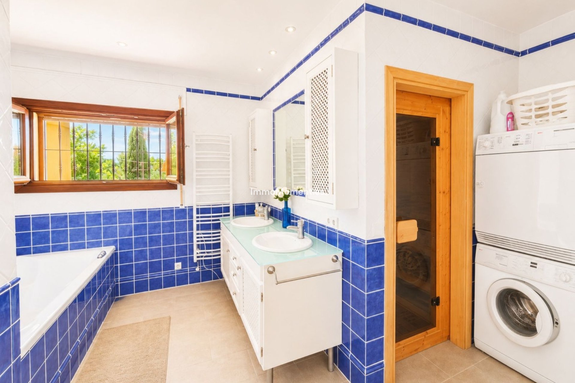 Resale - Country house - Estepona - Estepona Centro