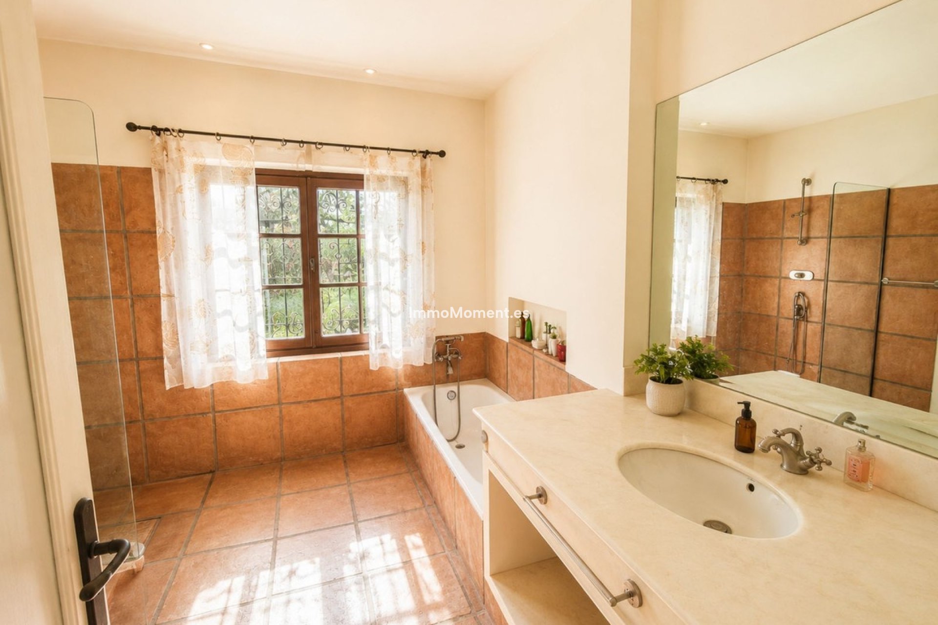 Resale - Country house - Estepona - Estepona Centro