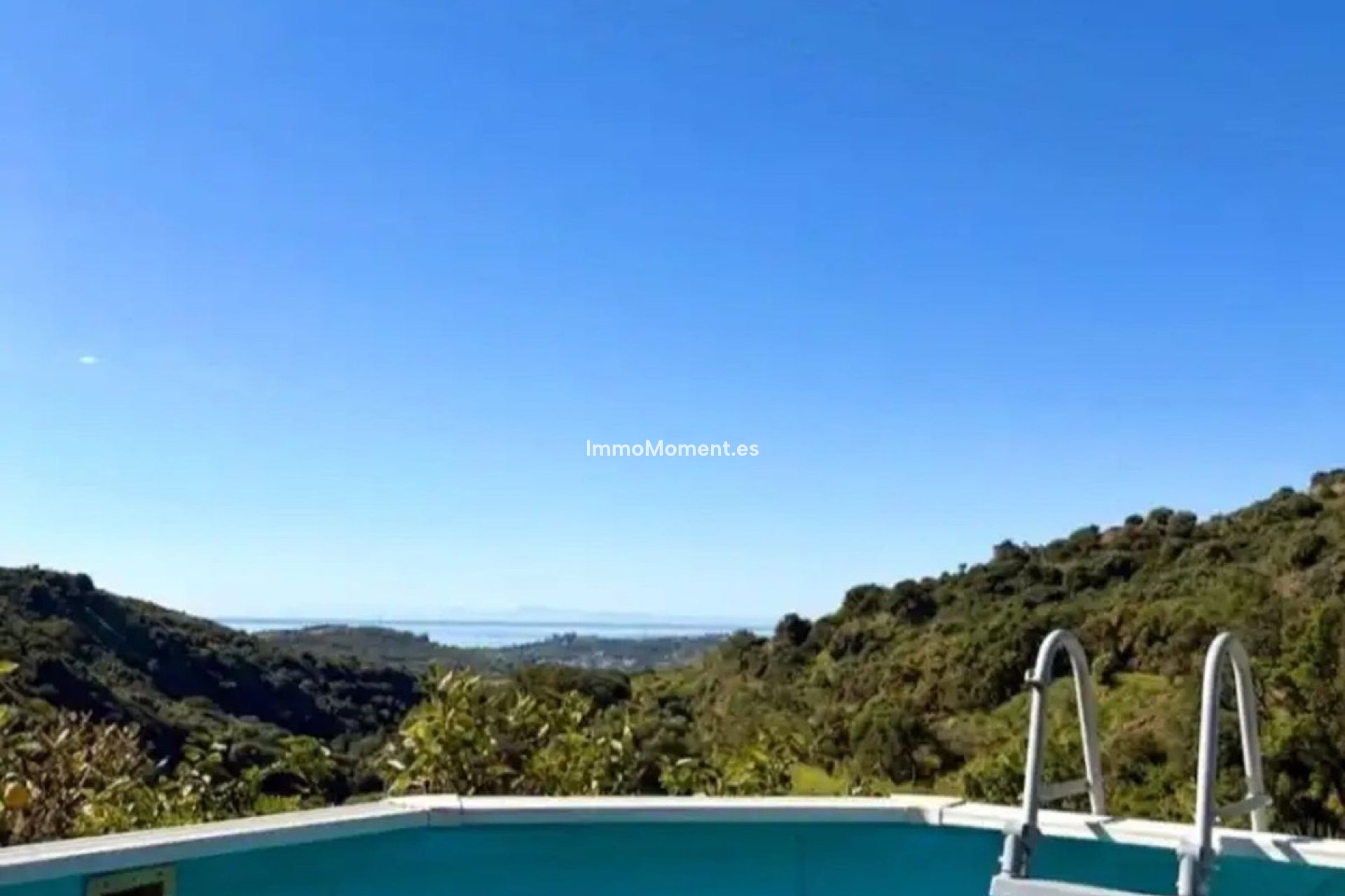 Resale - Country house - Estepona - Estepona Centro