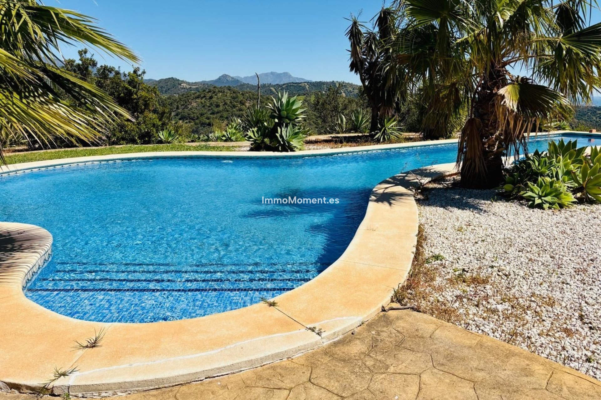 Resale - Country house - Estepona - Estepona Centro