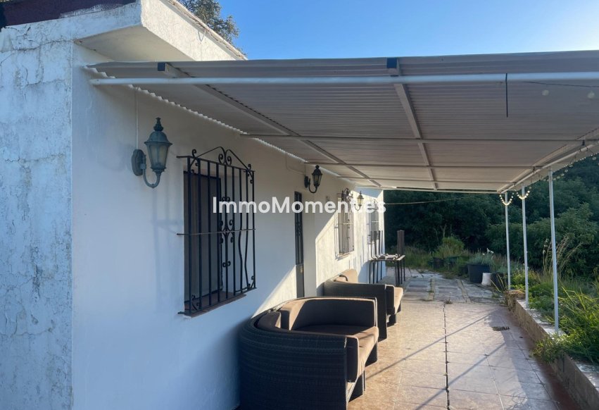 Resale - Country house - Estepona - Estepona Centro