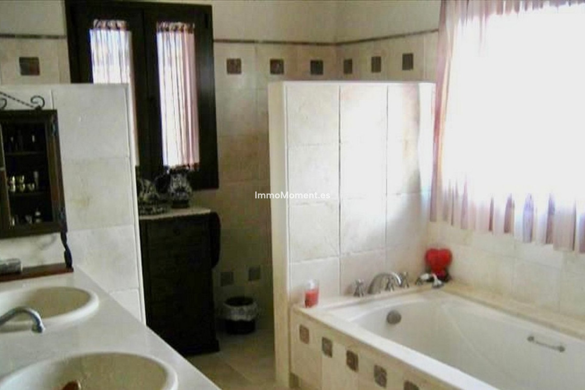 Resale - Country house - Estepona - Estepona Centro