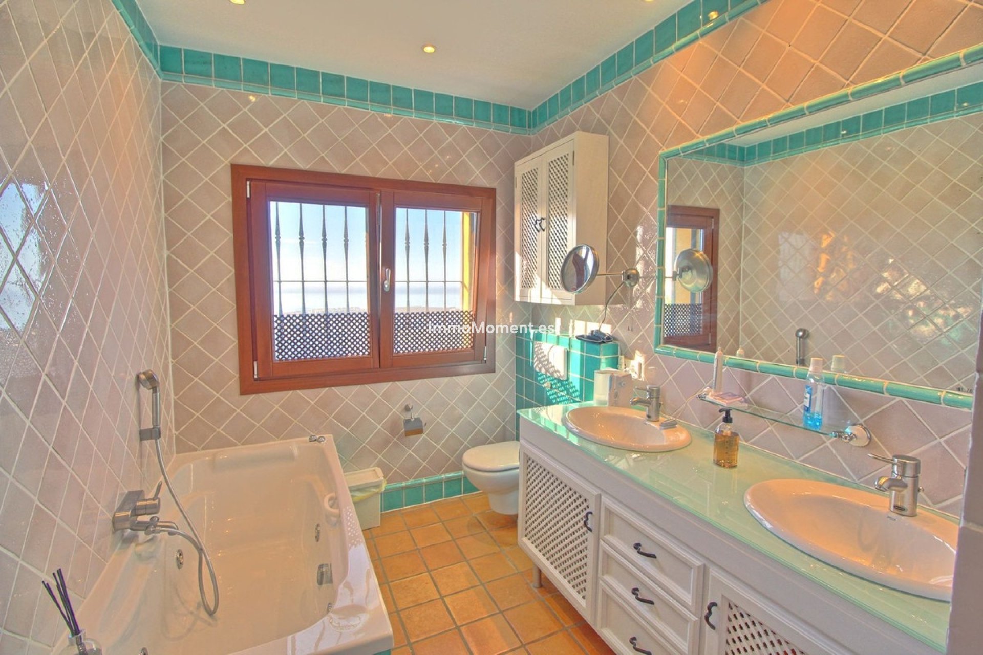 Resale - Country house - Estepona - Estepona Centro