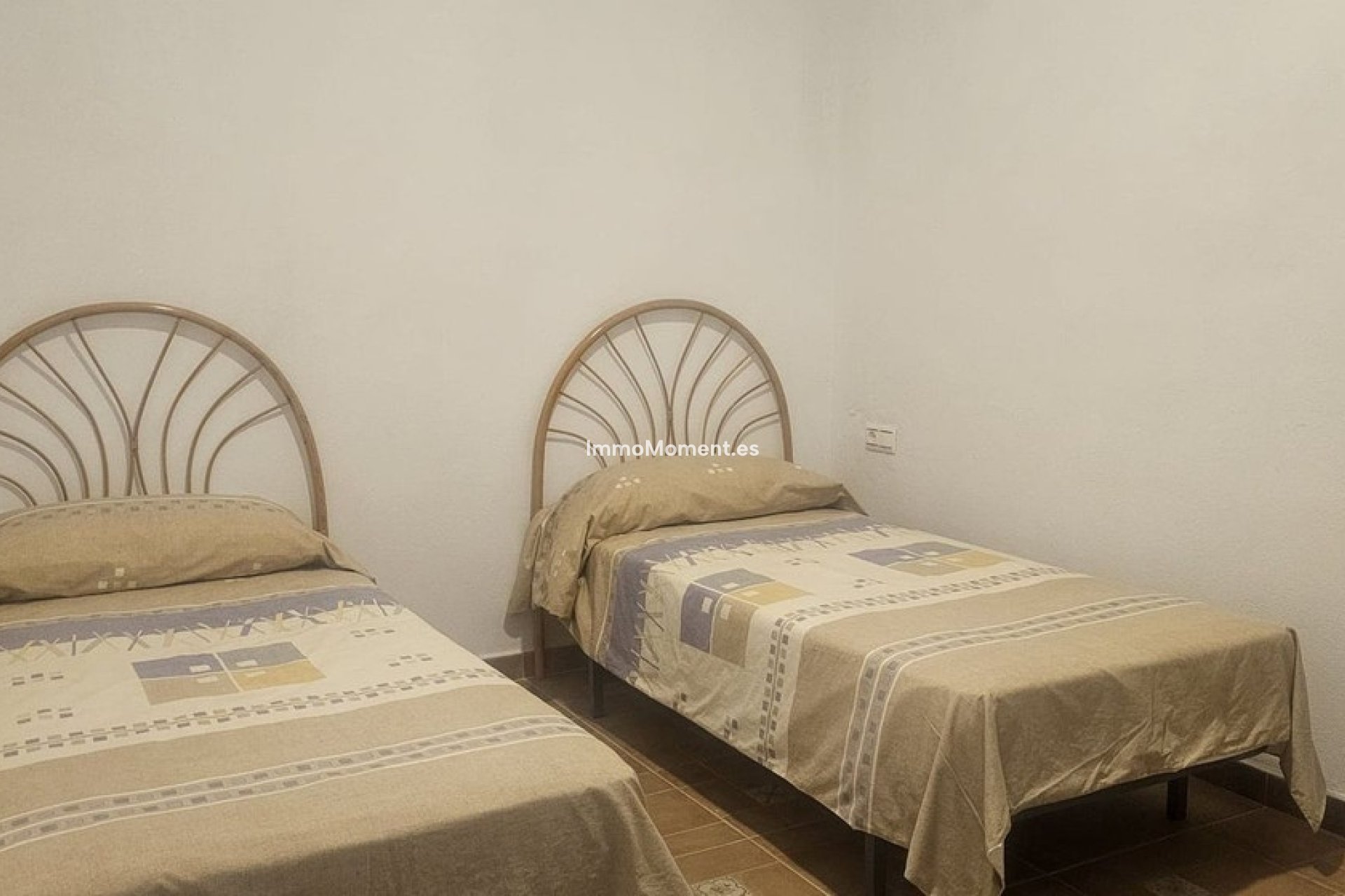 Resale - Country house - Estepona - Estepona Centro