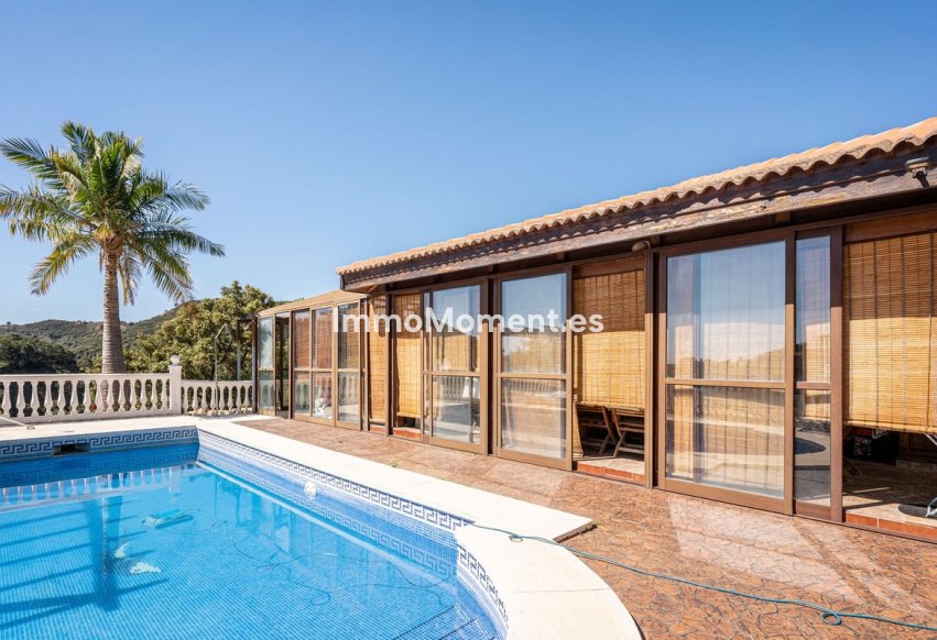 Resale - Country house - Estepona - Estepona Centro