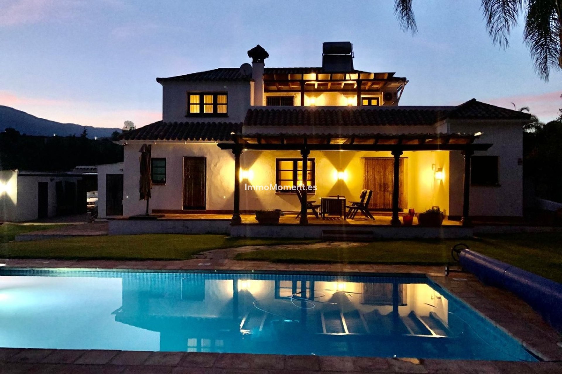 Resale - Country house - Estepona - Estepona Centro