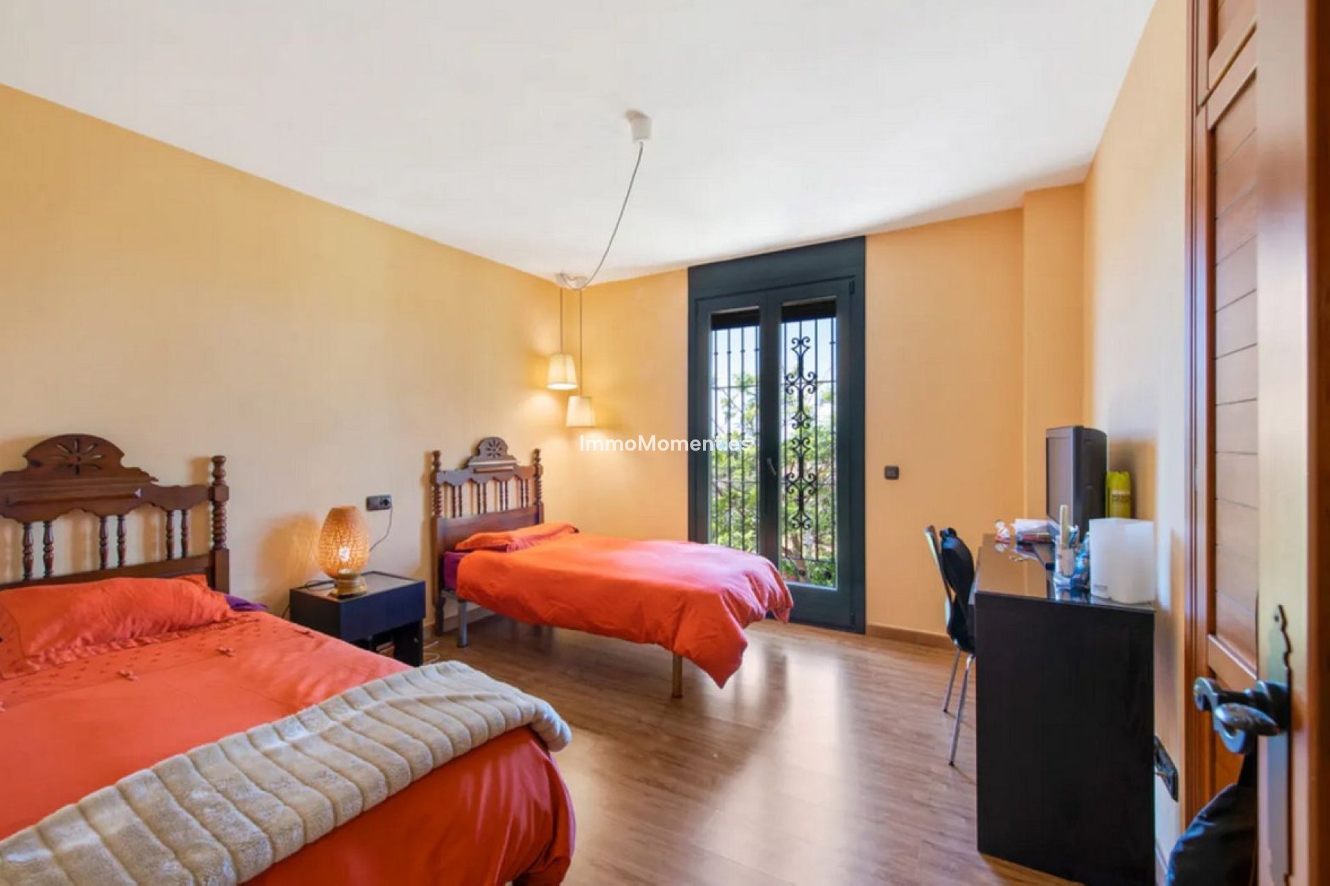 Resale - Country house - Estepona - Estepona Centro