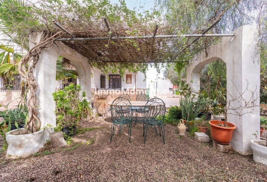 Resale - Country house - Hondón de las Nieves - Hondón de las Nieves Centro