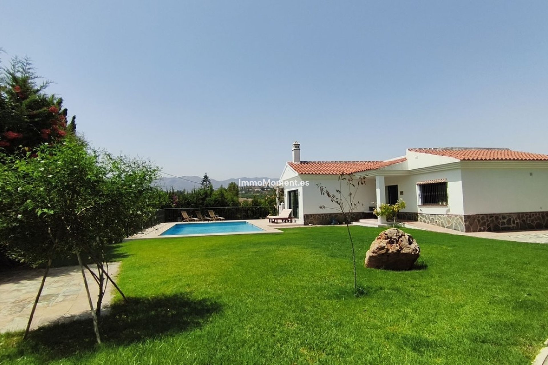 Resale - Country house - Inland  - Alhaurín de la Torre