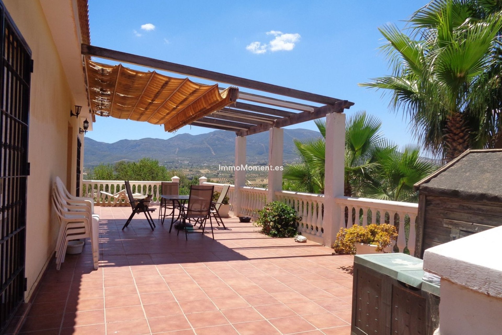 Resale - Country house - Inland  - Alhaurín de la Torre