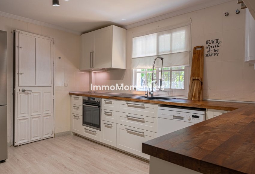 Resale - Country house - Inland  - Alhaurín de la Torre