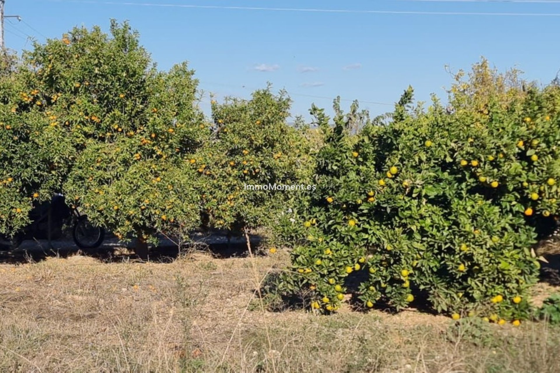 Resale - Country house - Inland  - Alhaurín de la Torre