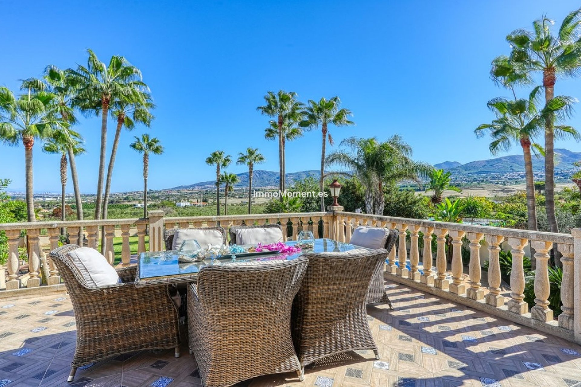 Resale - Country house - Inland  - Alhaurín de la Torre