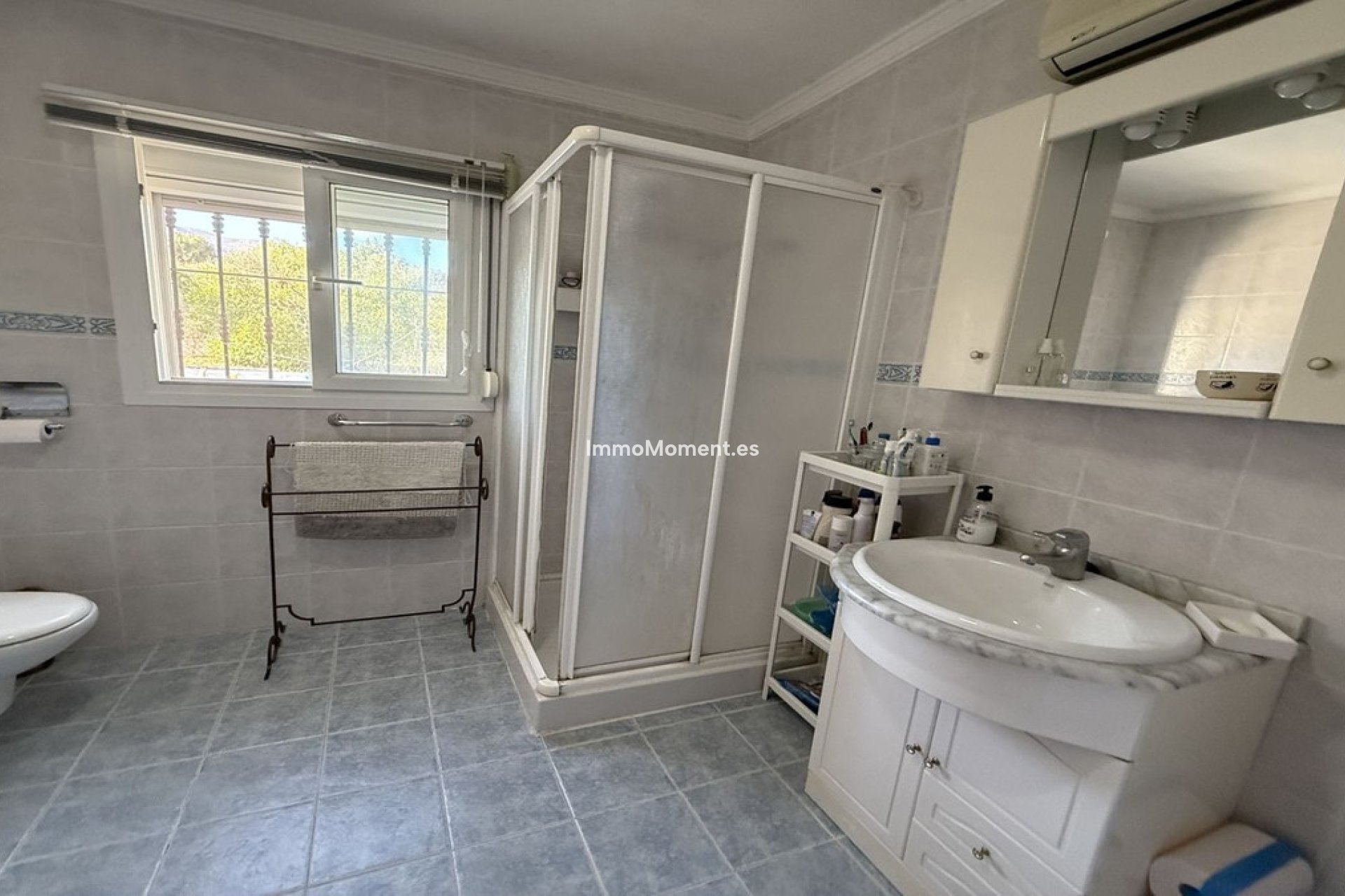 Resale - Country house - Inland  - Alhaurín de la Torre