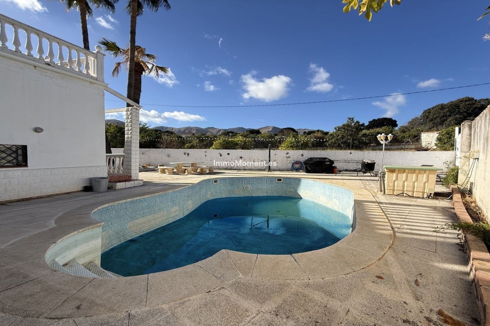 Resale - Country house - Inland  - Alhaurín de la Torre