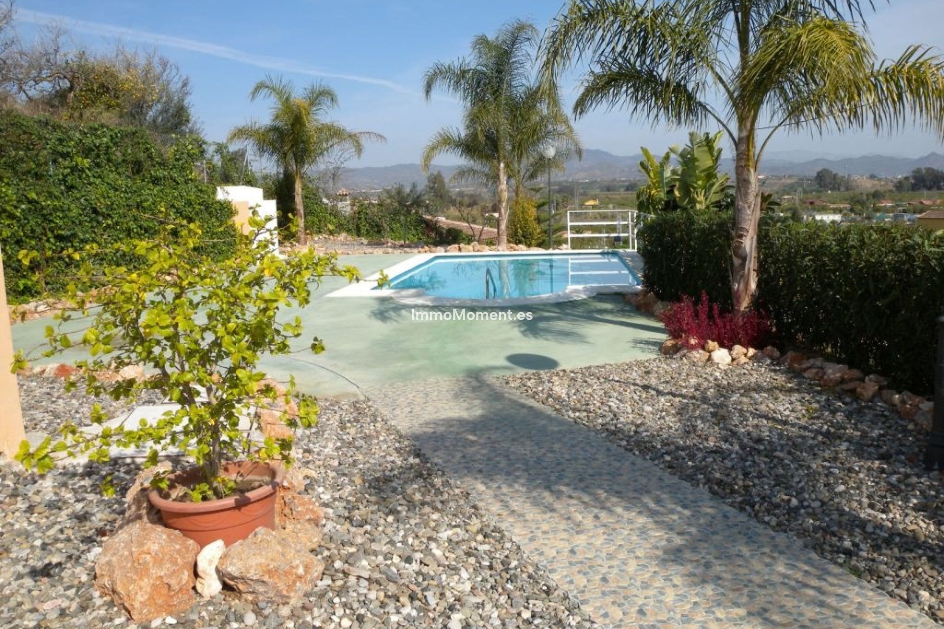 Resale - Country house - Inland  - Alhaurín de la Torre