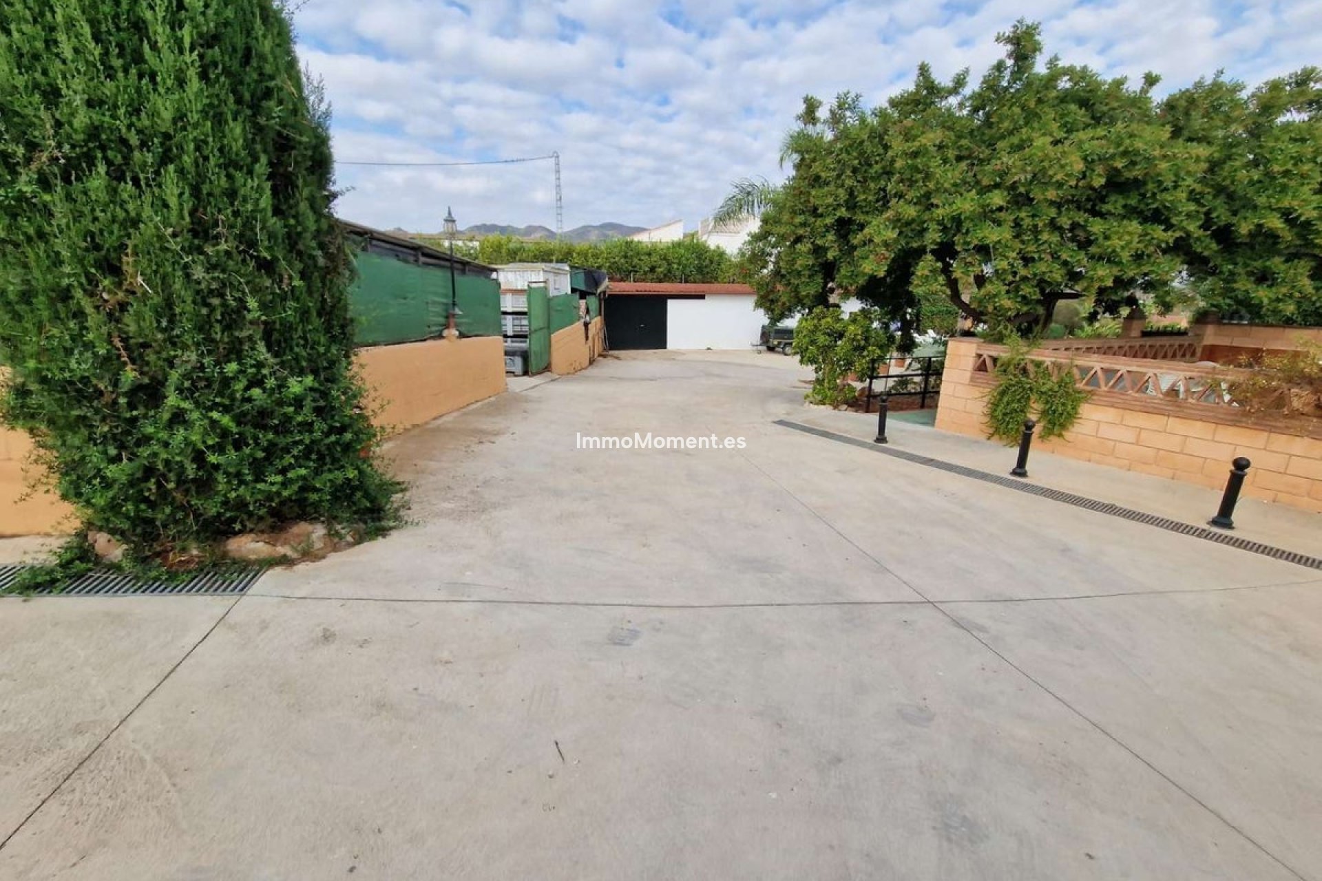 Resale - Country house - Inland  - Alhaurín de la Torre