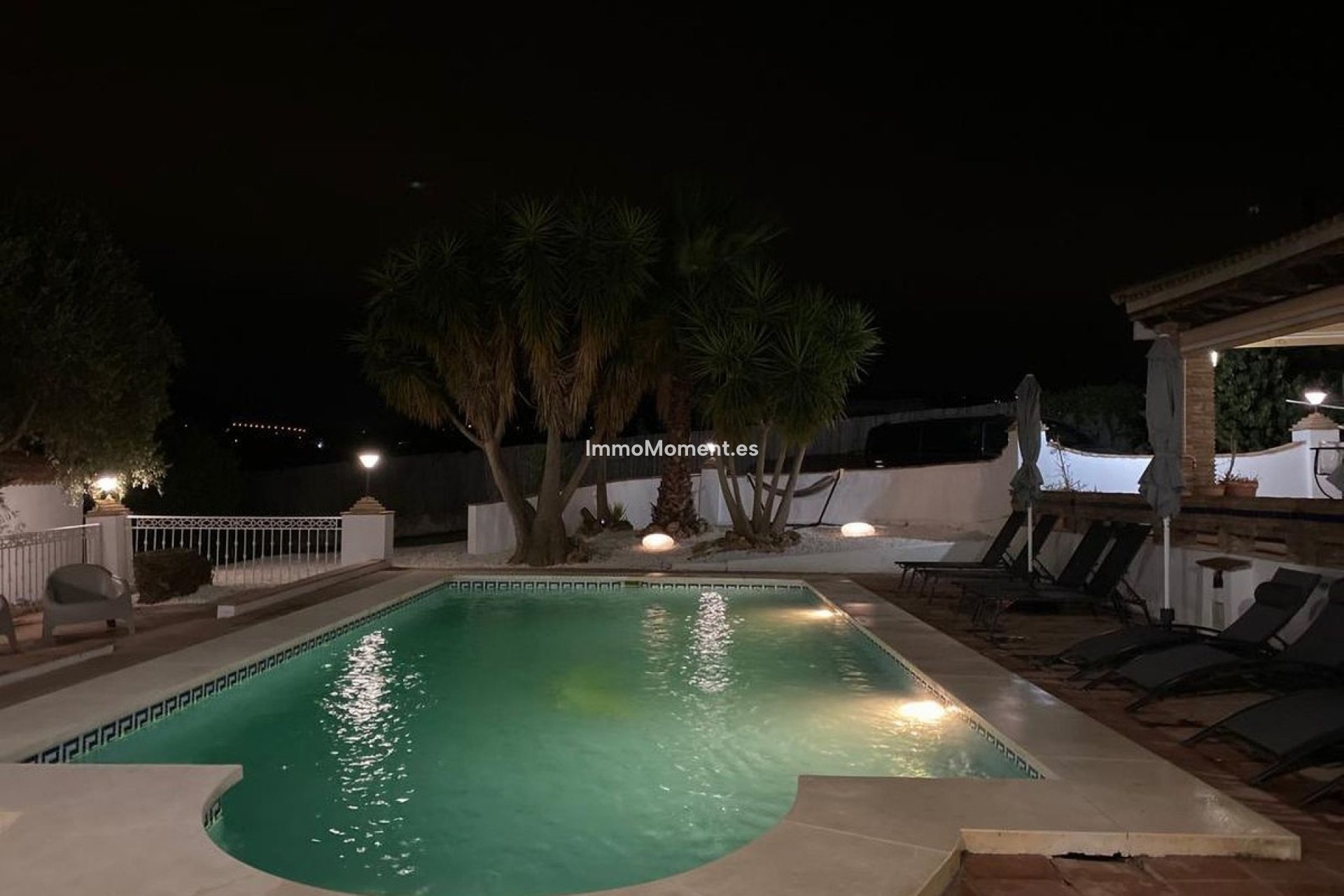 Resale - Country house - Inland  - Alhaurín el Grande Centro